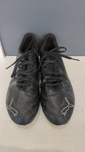 Puma cleats/adult 9